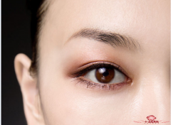 做网红眼双眼皮是安全有效的吗